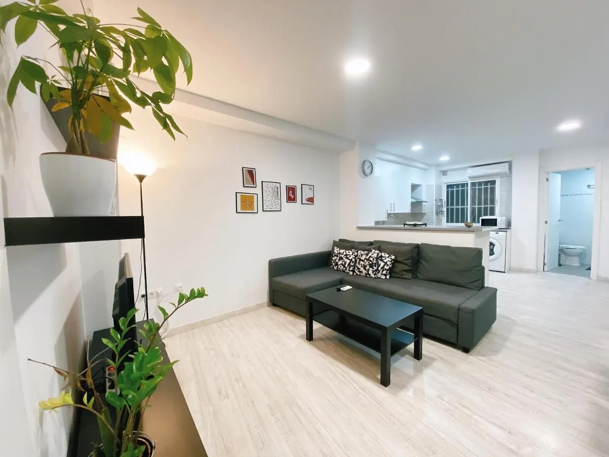 Gmc Turistics - Great Apartment For Groups & Families Málaga